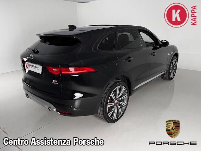 Jaguar F-Pace 3.0 D V6 300 CV AWD aut. S