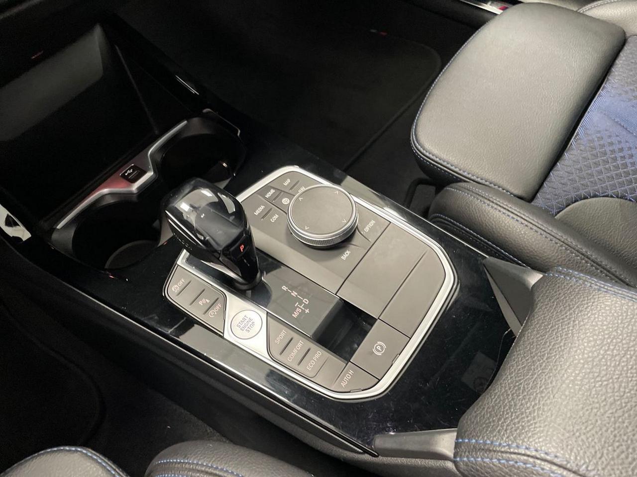BMW Serie 1 F40 - 116d Msport auto