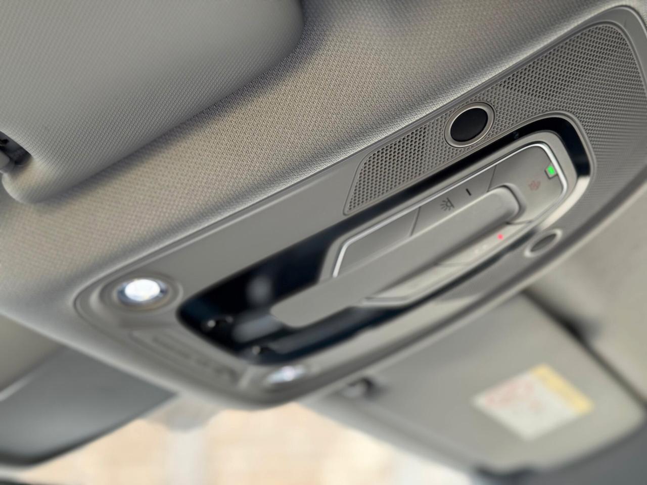 Audi A4 Avant 2.0 TDI 122 CV S tronic S line edition