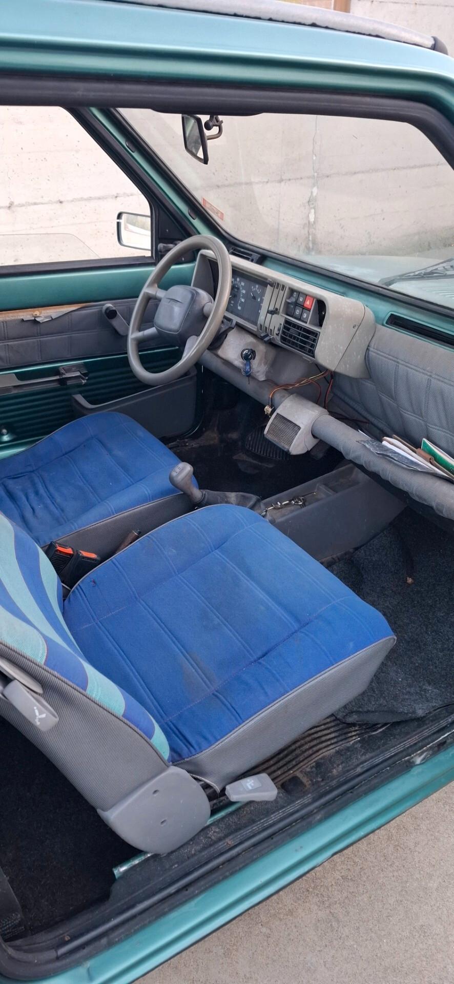 Fiat Panda 900 i.e. cat Young