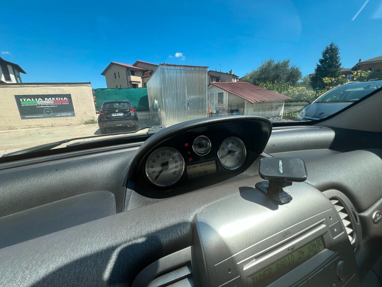 Lancia Ypsilon 1.2 Modamilano