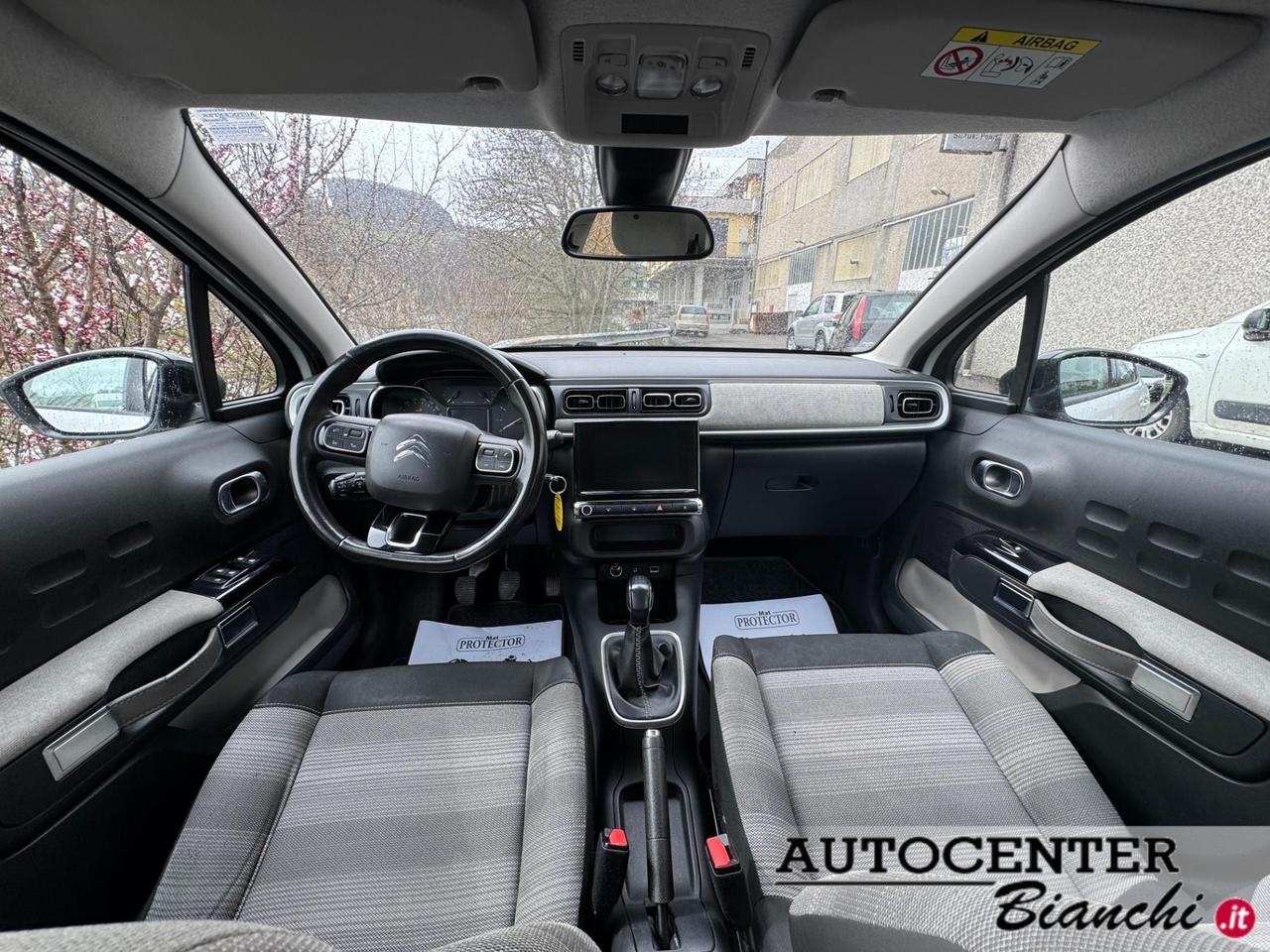 Citroen C3 1.2 puretech Shine 82cv