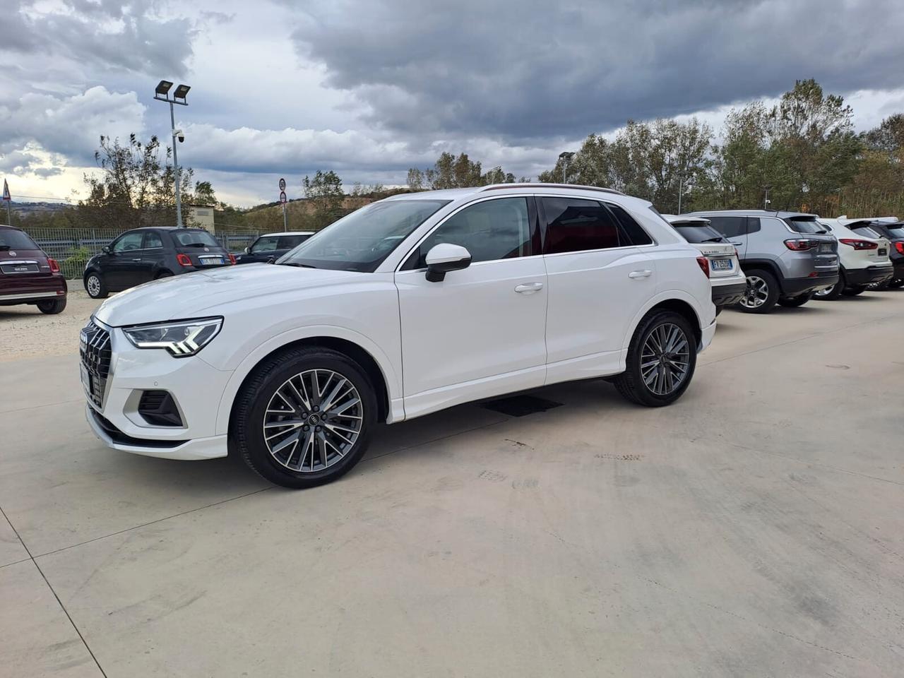 Audi Q3 35 TDI S tronic Business Advanced