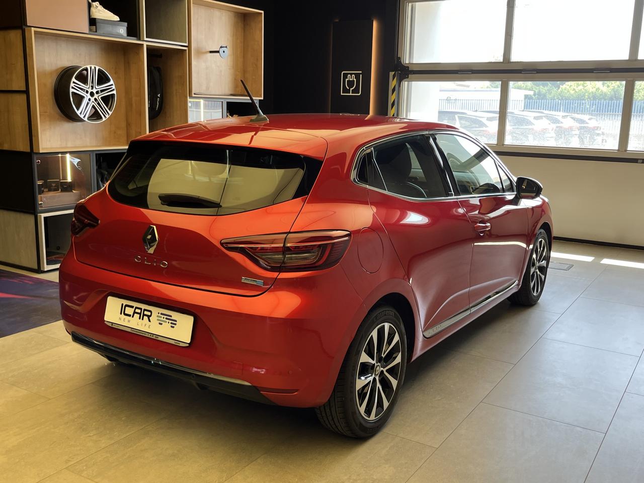 RENAULT Clio V 2019 - Clio 1.6 E-Tech hybrid Intens 140cv auto my21