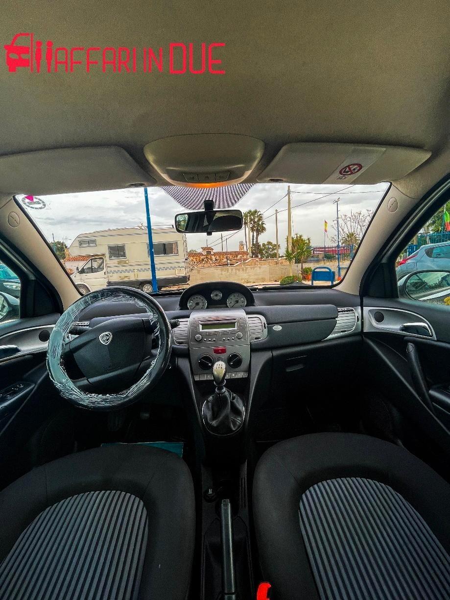 Lancia Ypsilon 1.2 PASSION MODA MILANO