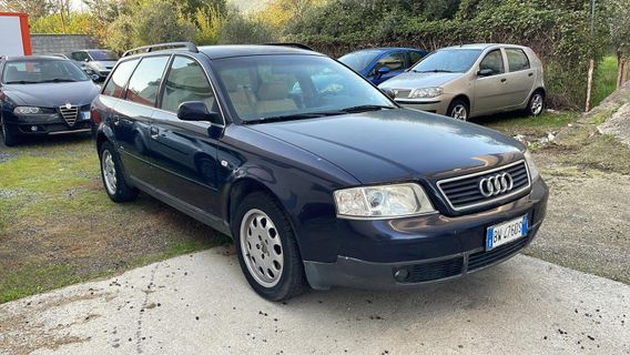 AUDI A6 A6 2.5 V6 TDI 180CV Avant quattro