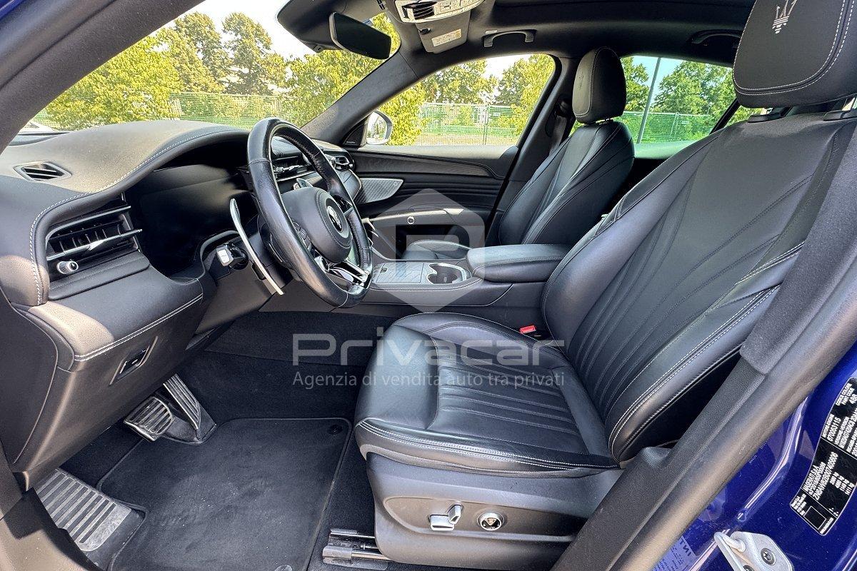 MASERATI Grecale MHEV 300 CV AWD GT