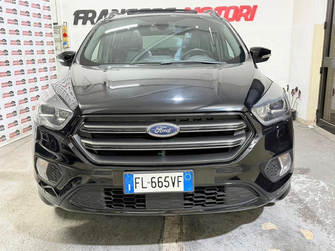 Ford Kuga 2.0 TDCI 150 CV S&S 2WD ST-Line