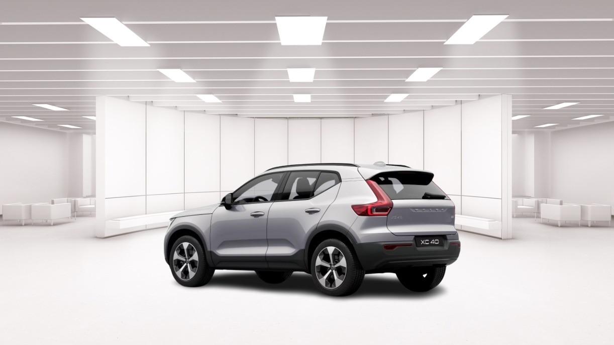 VOLVO Xc40 B3 Mild Hybrid Automatico Ultra Dark