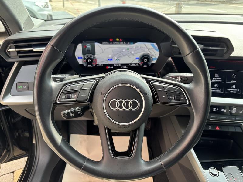 Audi A3 Sportback 35 2.0 tdi Business s-tronic LED-NAVI-18"