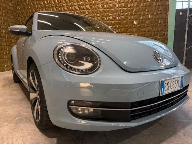 Volkswagen Maggiolino Cabrio 1.6 TDI DSG Design