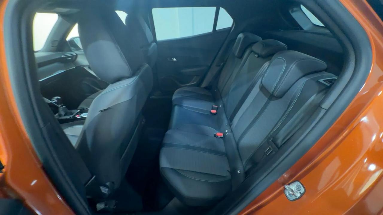 Peugeot 2008 PureTech 100 S&S Allure Pack