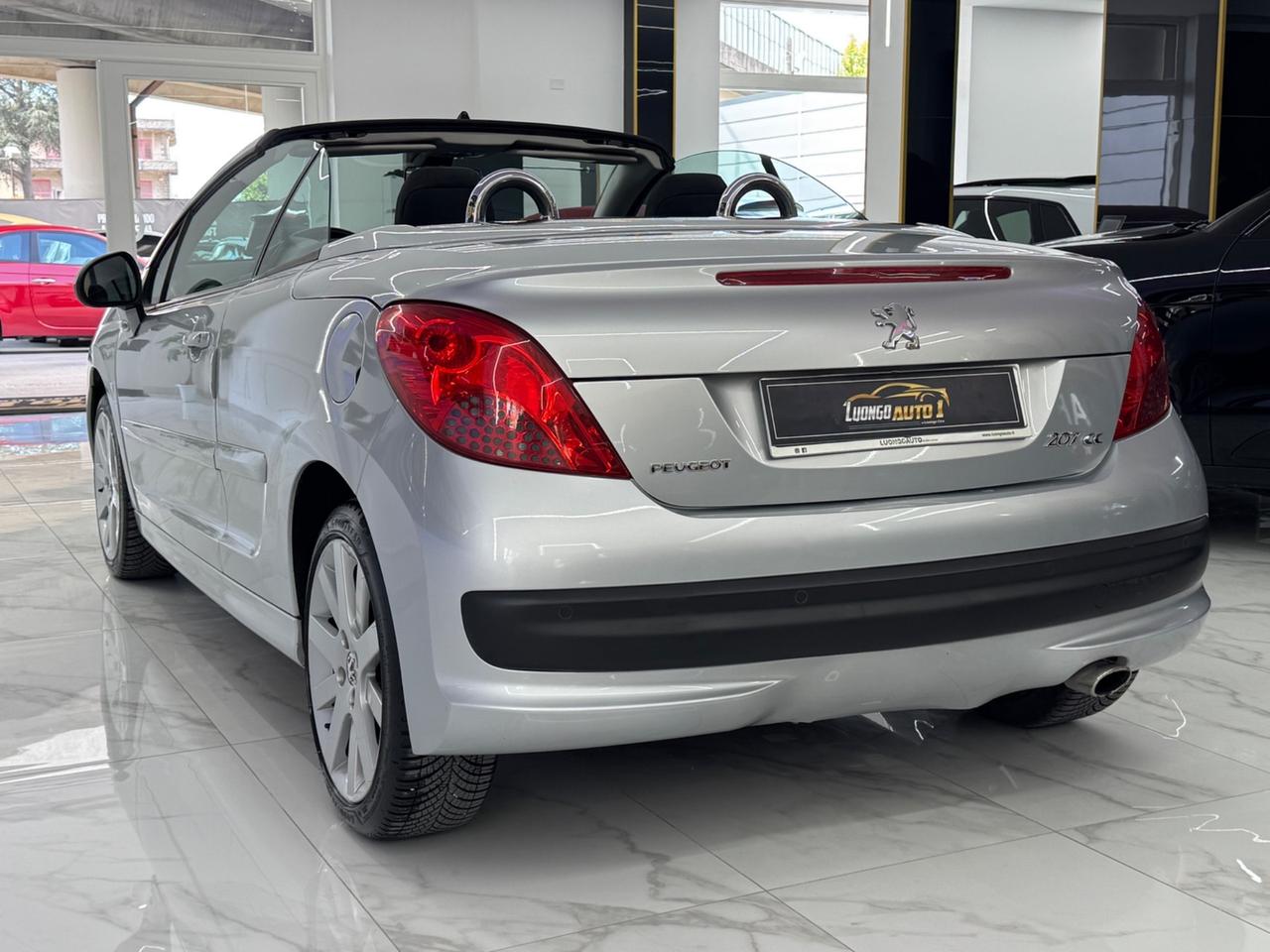 Peugeot 207 1.6 120CV Cabrio Roland Garros