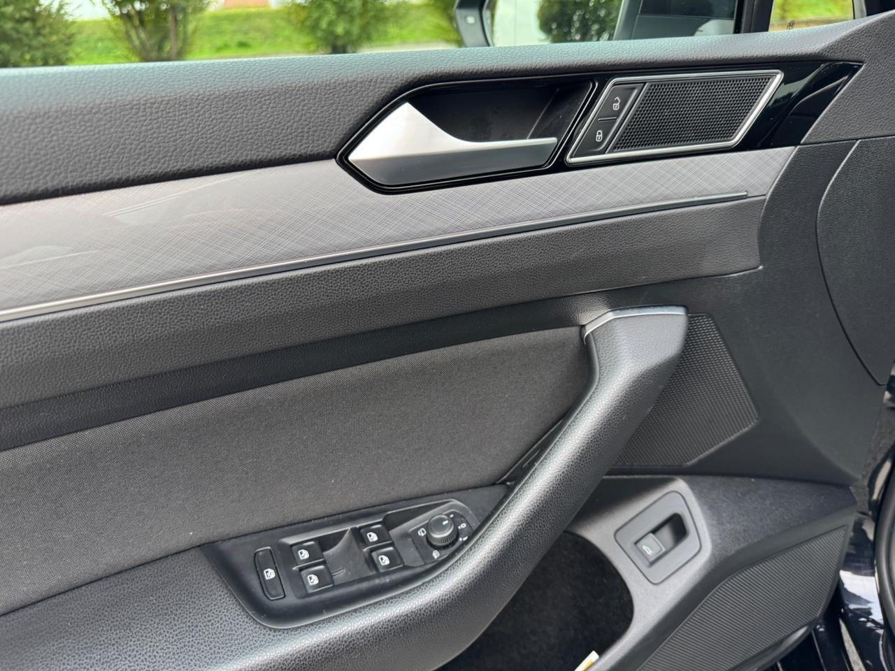 Volkswagen Passat Variant 2.0 TDI SCR 122 CV EVO DSG Business