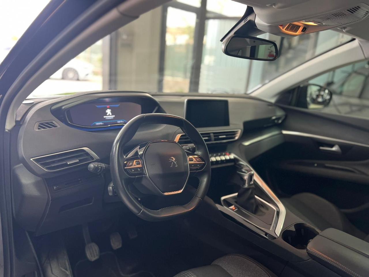 Peugeot 3008 BlueHDi 130 S&S Business