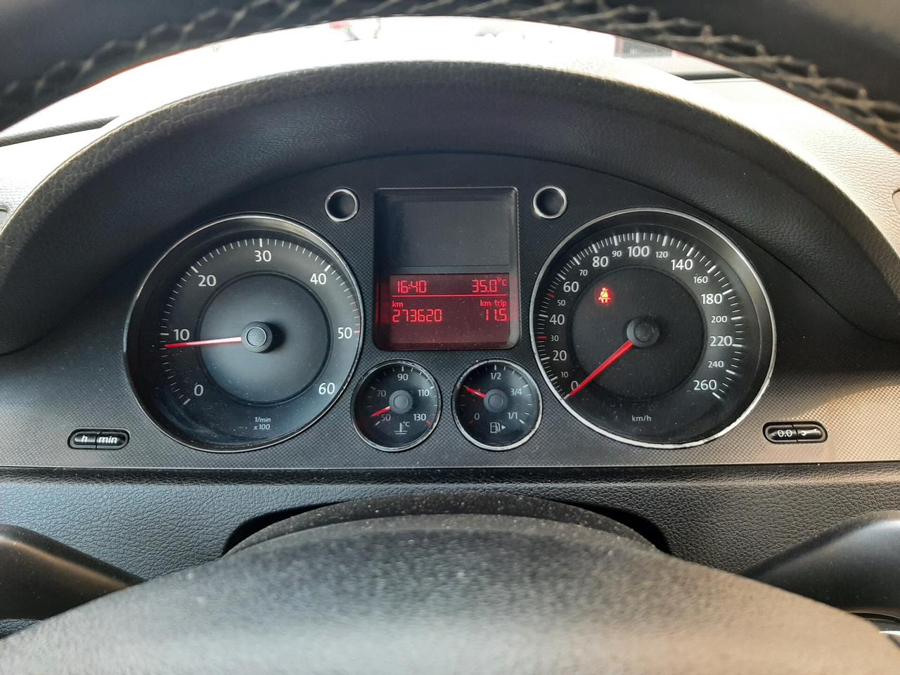 Volkswagen Passat 2.0 16V TDI 140cv Var. Highline