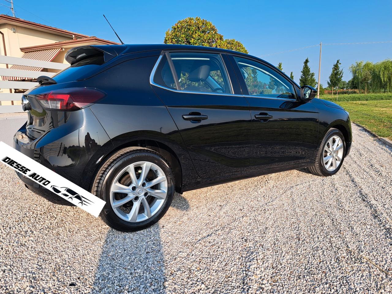 Opel Corsa 1.2 Elegance