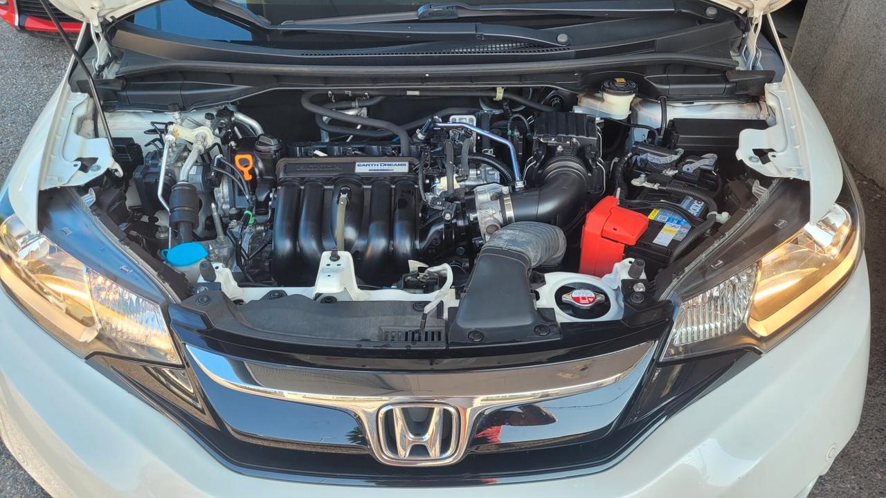 Honda Jazz 1.3 Elegance Navi ADAS