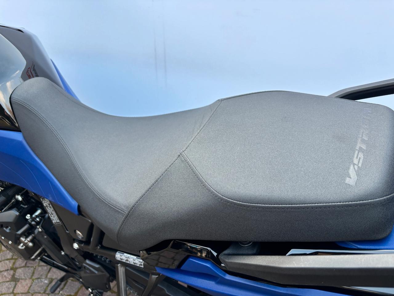 Suzuki V Strom 800DE