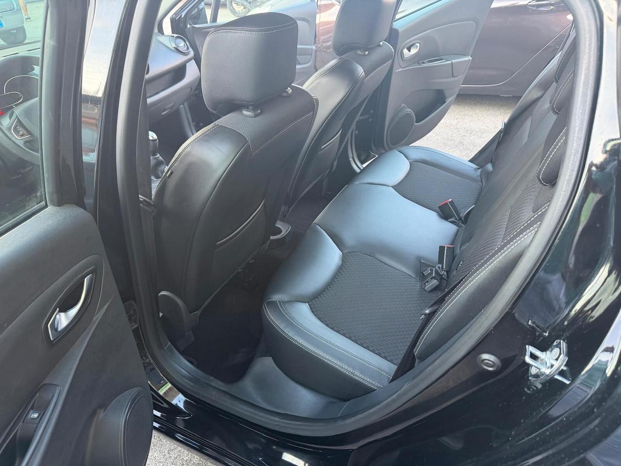 Renault Clio dCi 8V 90 CV 5 porte Moschino Zen