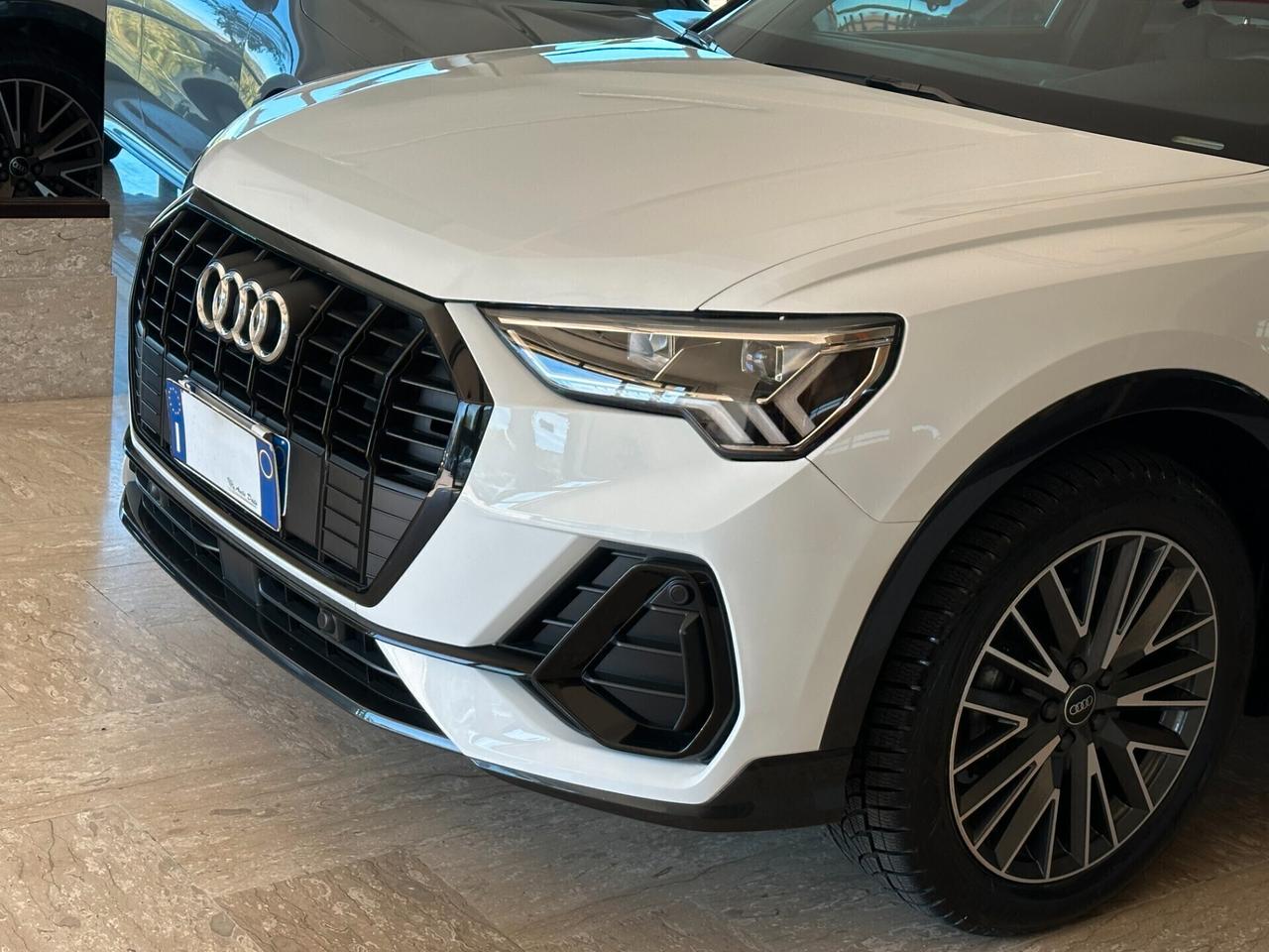 Audi Q3 35 2.0 TDI 150 cv. S Tronic LINE EDITION