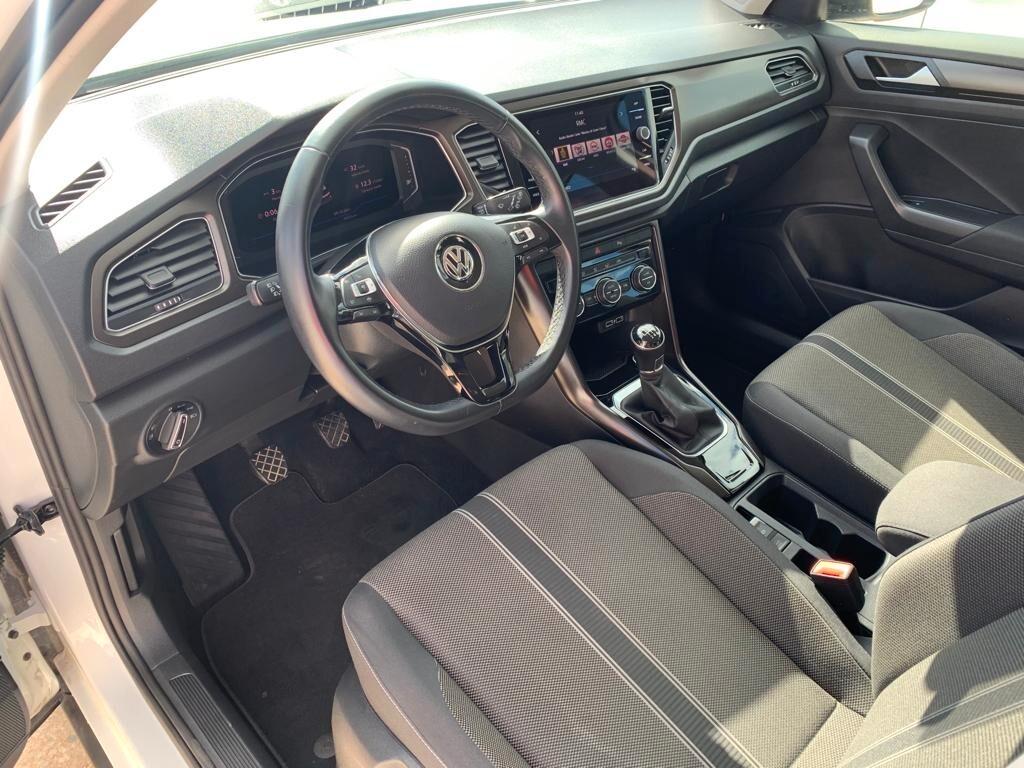 VOLKSWAGEN T ROC FULL OPTIONAL - RATA DA 299 EURO AL MESE