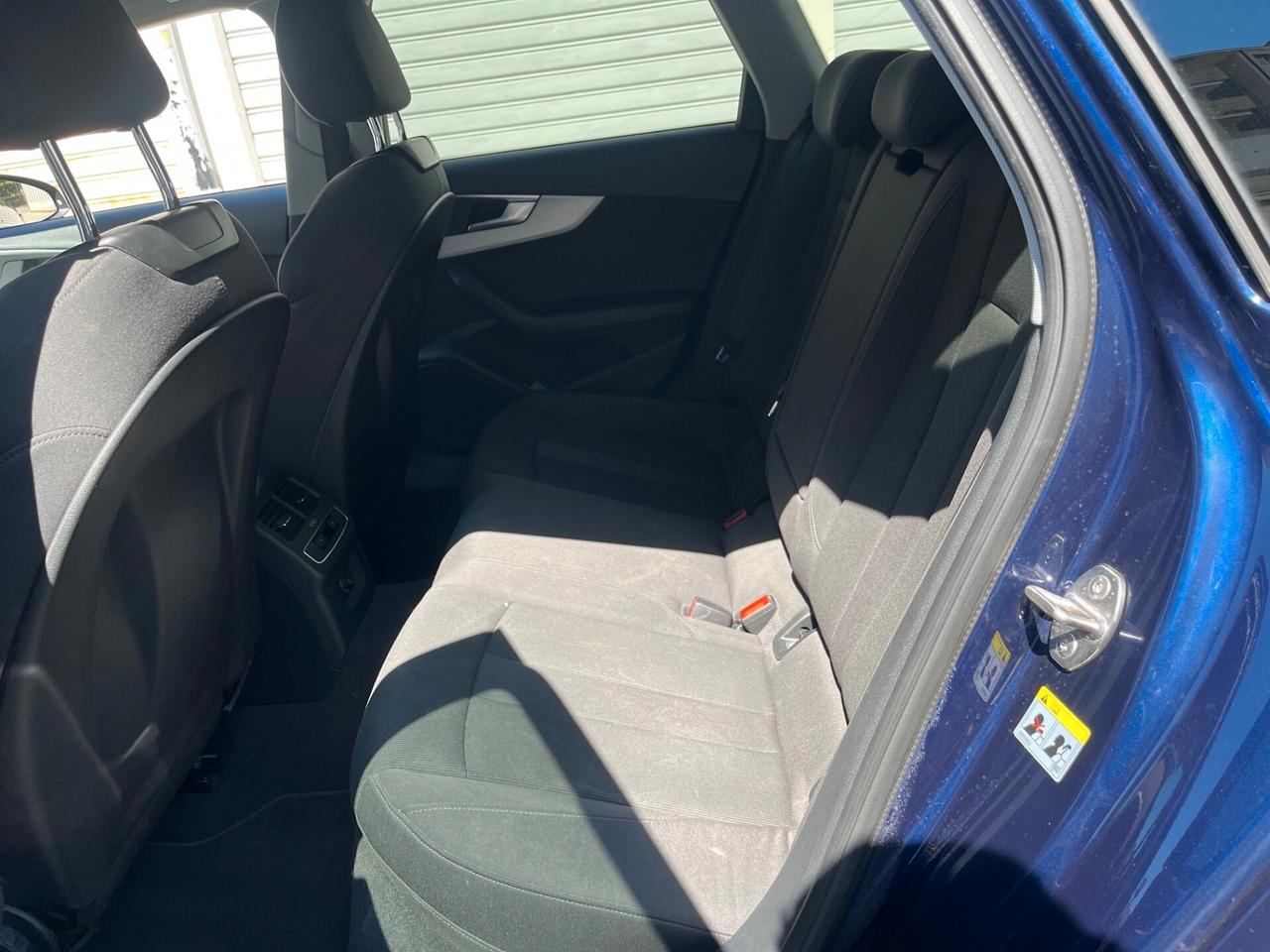 Audi A4 Avant 40 TDI quattro S tronic edition