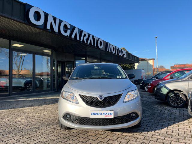 LANCIA Ypsilon 1.2 69 CV 5 porte Silver