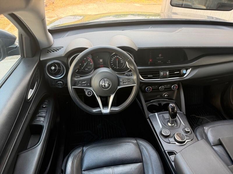 Alfa Romeo Stelvio 2.2 TD 180 CV AT8 RWD Executive 02/2018 EURO 6B