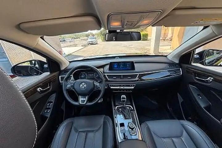 Dfsk Glory 580 1.5 cvt 7 posti 145cv