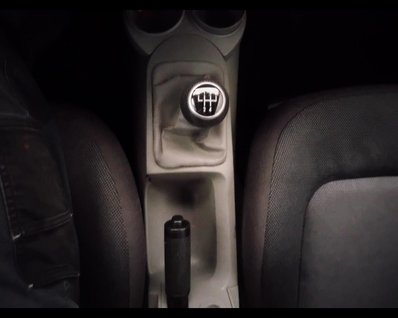 VOLKSWAGEN New Beetle Cabrio - New Beetle Cabrio 1.6