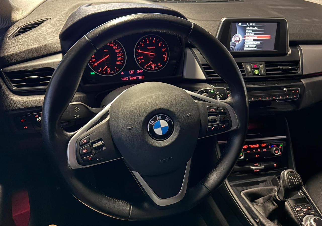 Bmw 2er Active Tourer 218i Luxury