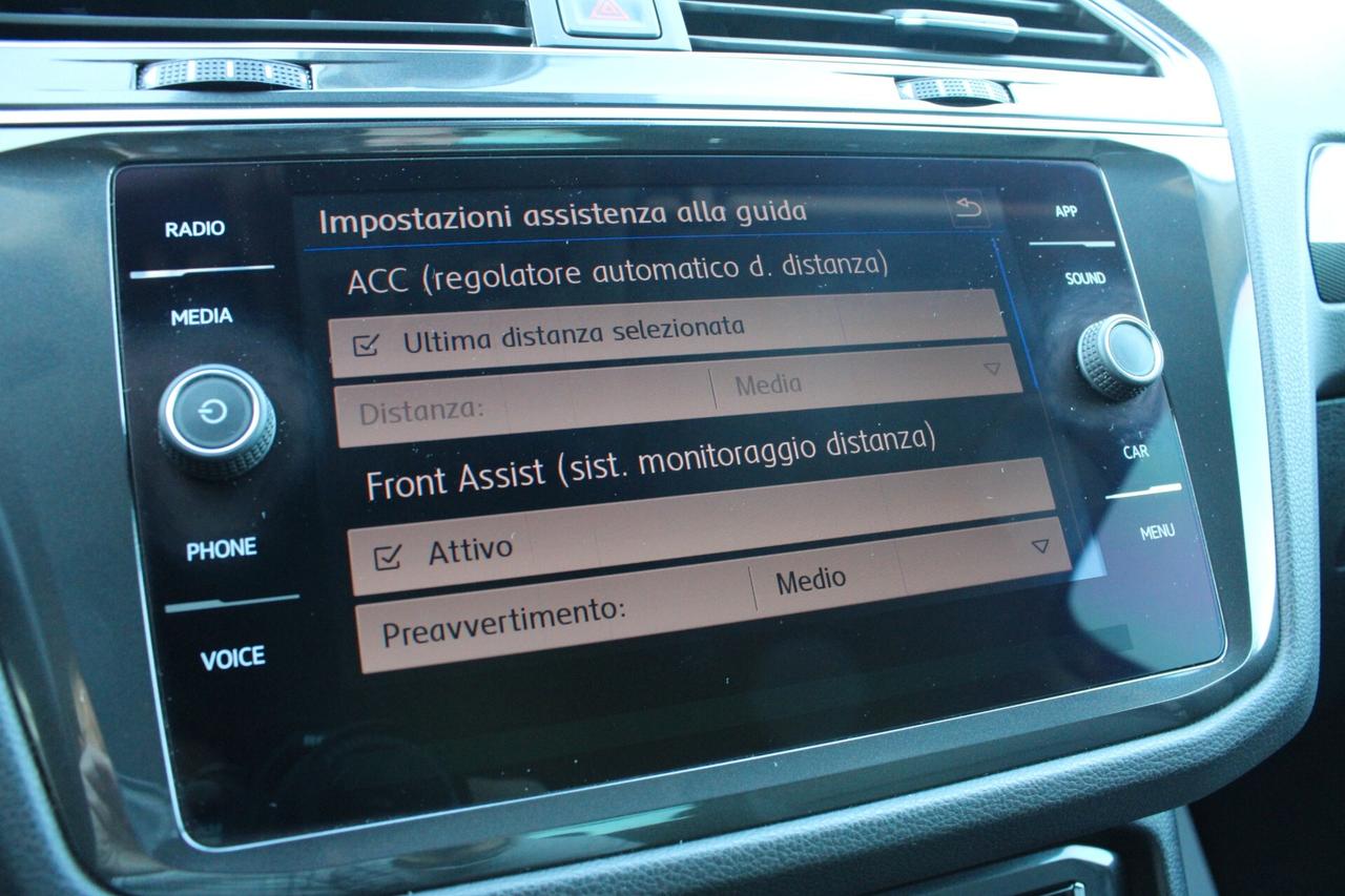 Volkswagen Tiguan 1.6 tdi 115CV R-LINE RLINE INTERNO ESTERNO