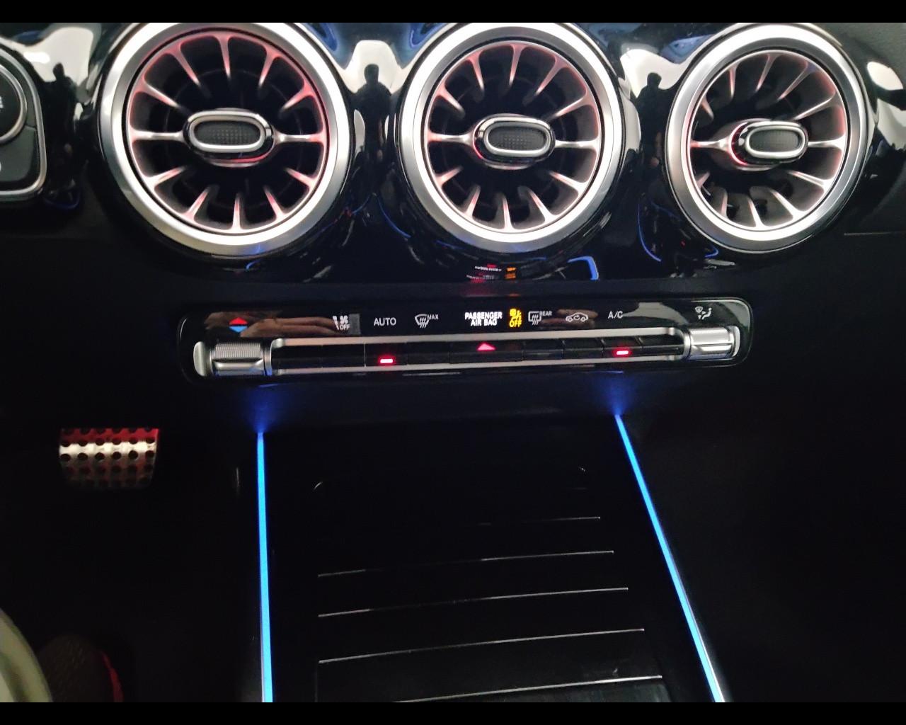 Mercedes-Benz GLA-H247 2023 - GLA 200 d AMG Line Advanced Plus auto