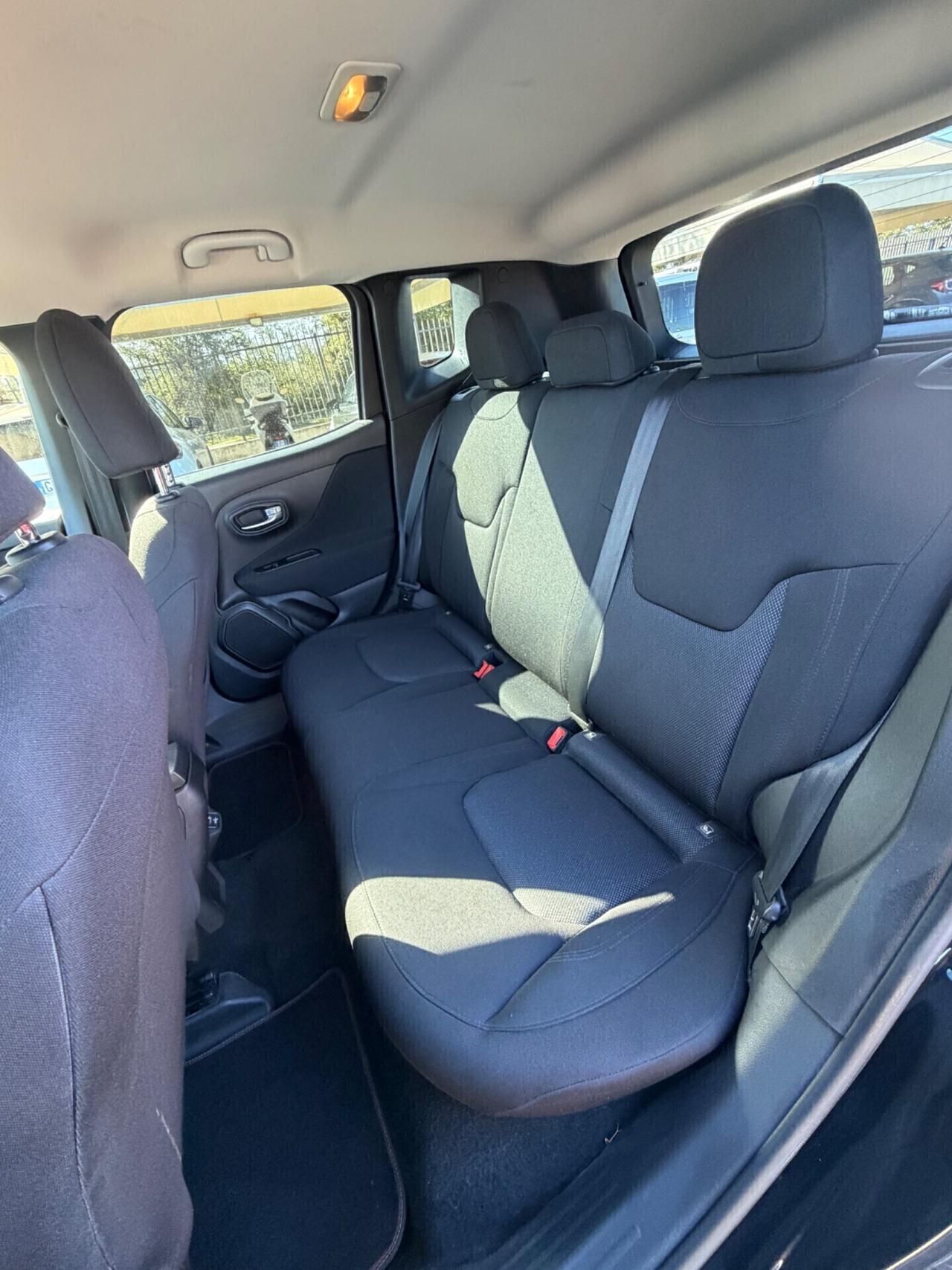 Jeep Renegade 1.6 Mjt 130 CV Longitude