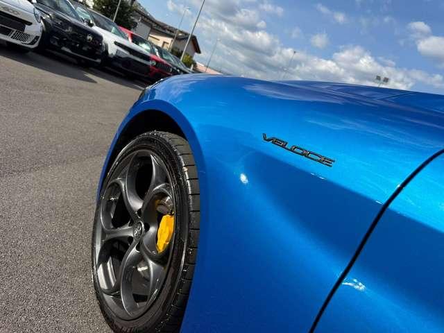 Alfa Romeo Giulia 2.0 t Veloce Q4 280cv auto FULL OPTIONAL/ TAGLIANDI UFFICIALI + 4 GOMME INVERNALI