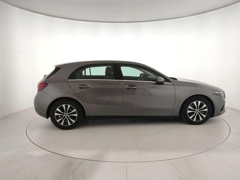 Mercedes-Benz Classe A A 180 d Advanced auto