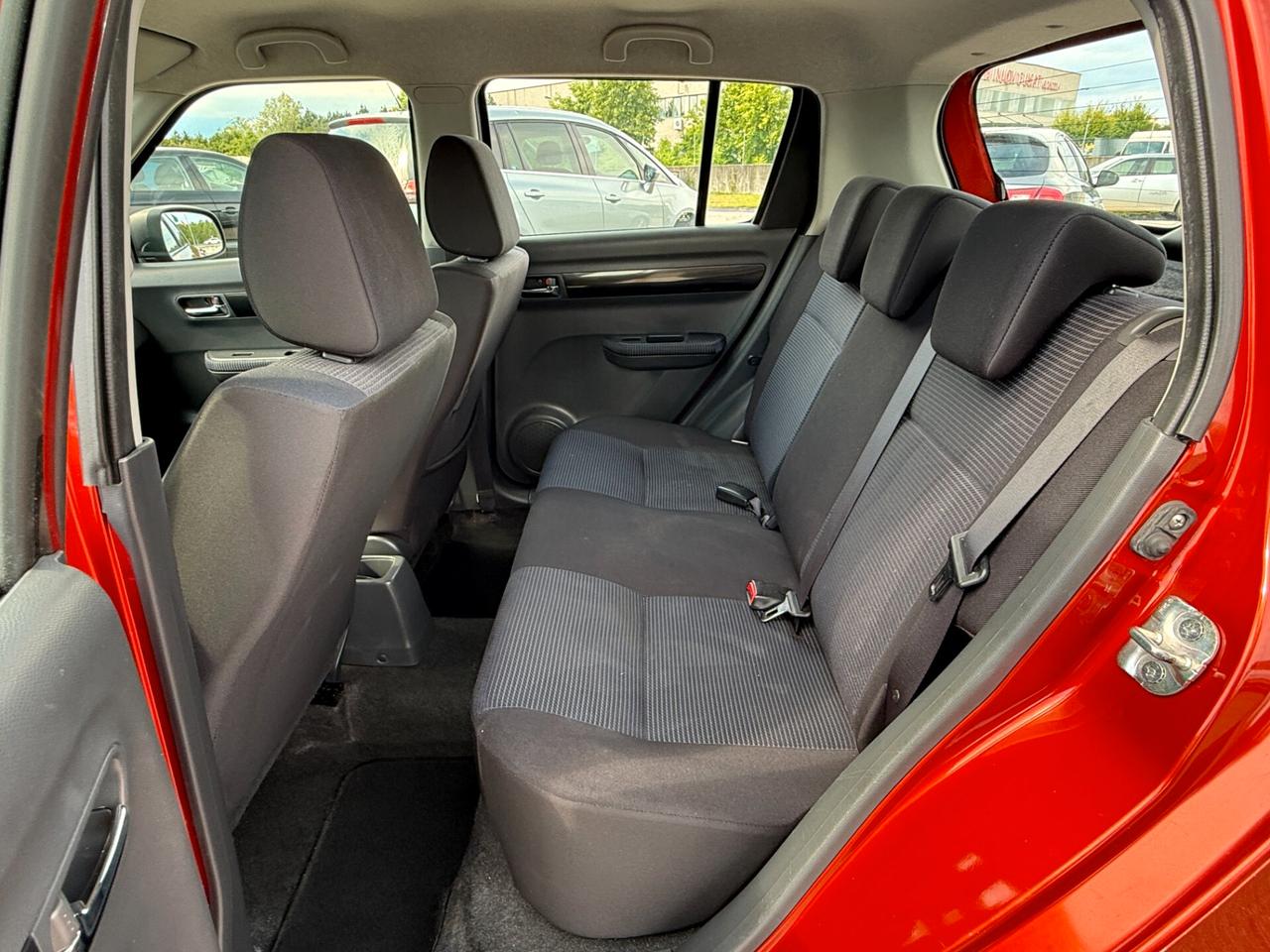 Suzuki Swift 1.3 Benz/Gpl 4x4 5p.