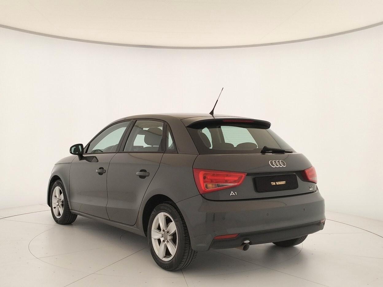 AUDI A1 Sportback 1.4 tdi s-tronic - NEOPATENTATI