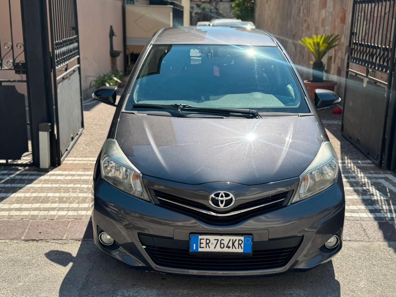 Toyota Yaris 1.3 5 porte Lounge