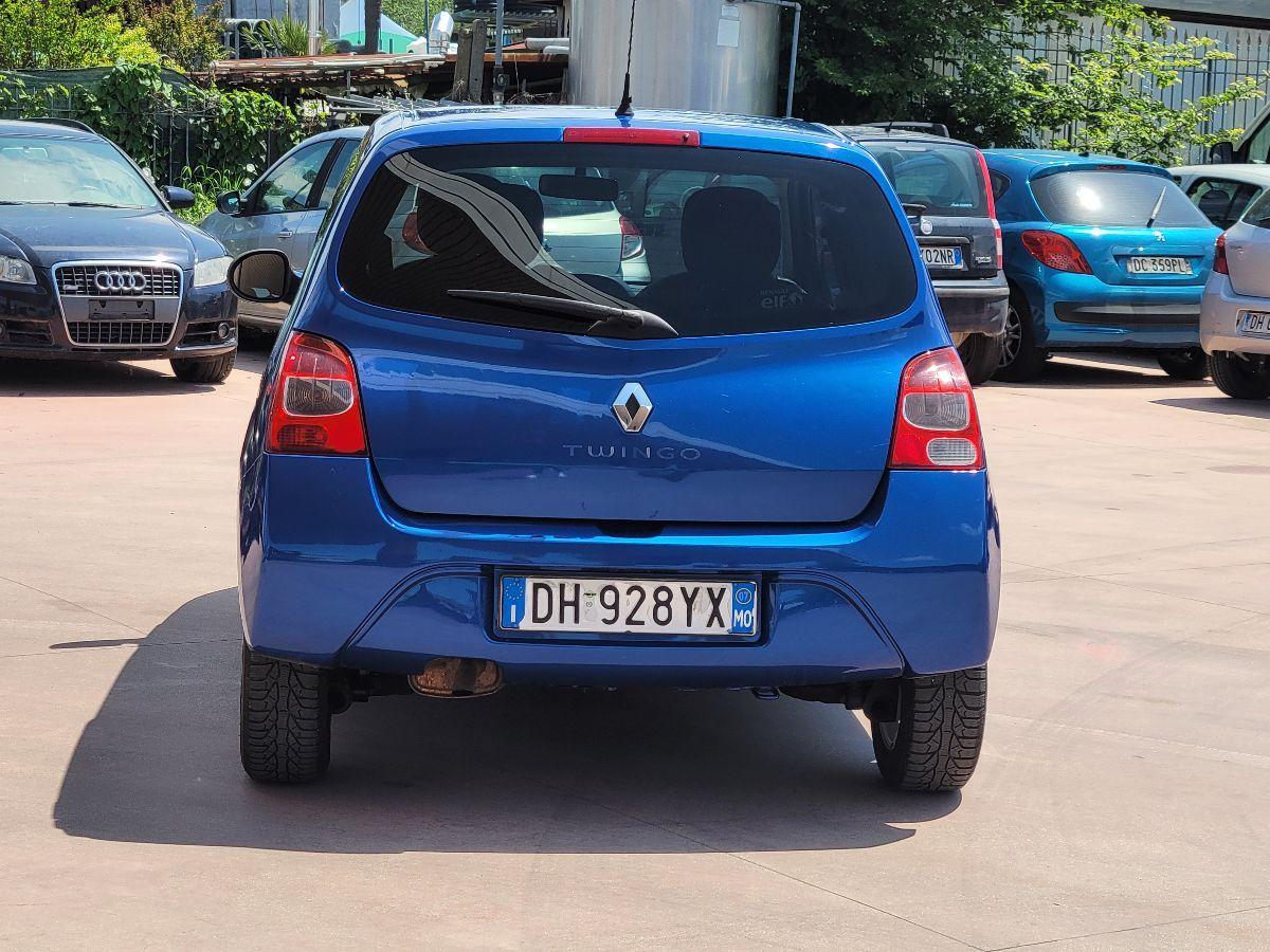 RENAULT - Twingo - 1.2 8V Dynamique