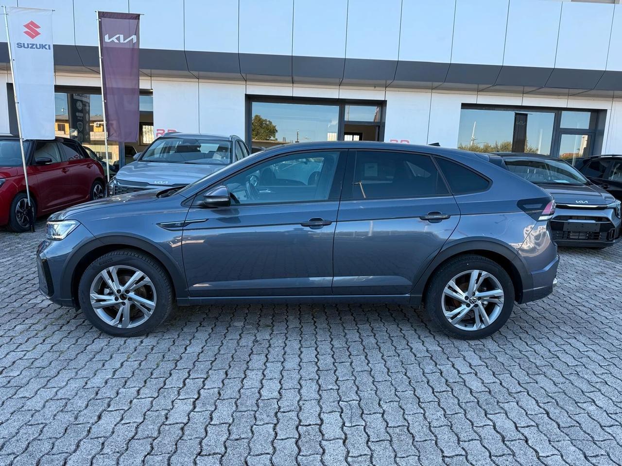 Volkswagen Taigo 1.0 TSI 110 CV R-Line - OK NEOPATENTATI