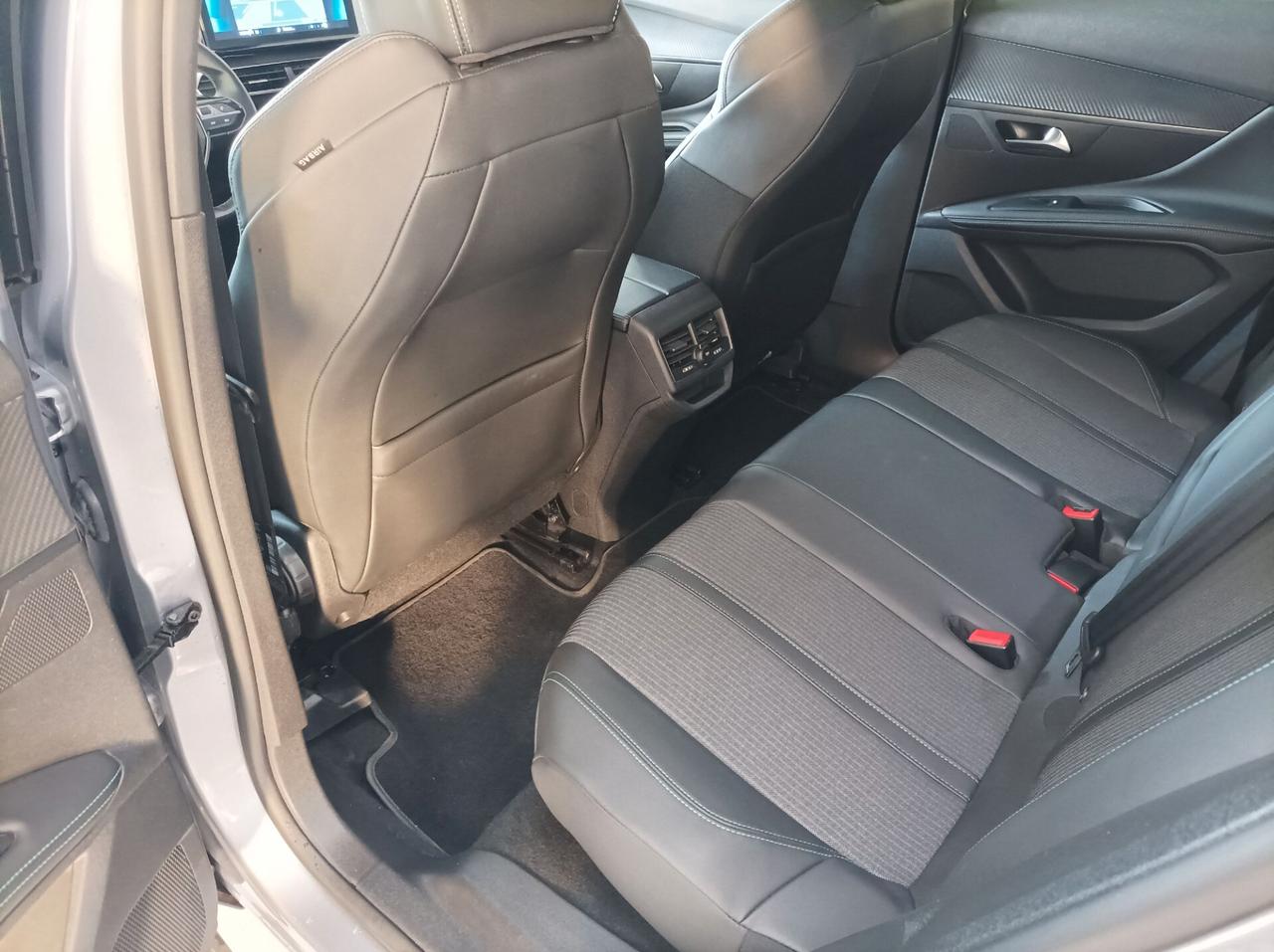 Peugeot 3008 BlueHDi 130 S&S EAT8 Allure 12/2021