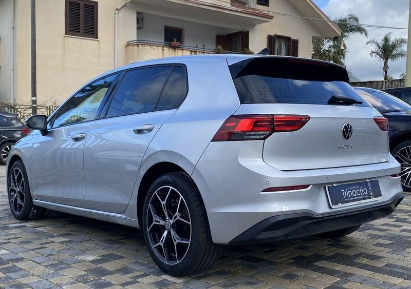 Volkswagen Golf 8 Life 2.0 TDI 116CV