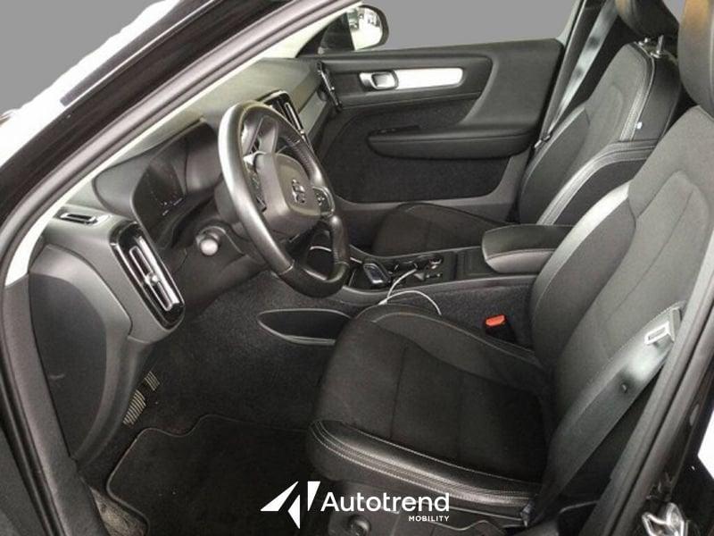 Volvo XC40 D3 150 CV AWD Automatica NAVI LED Business Plus