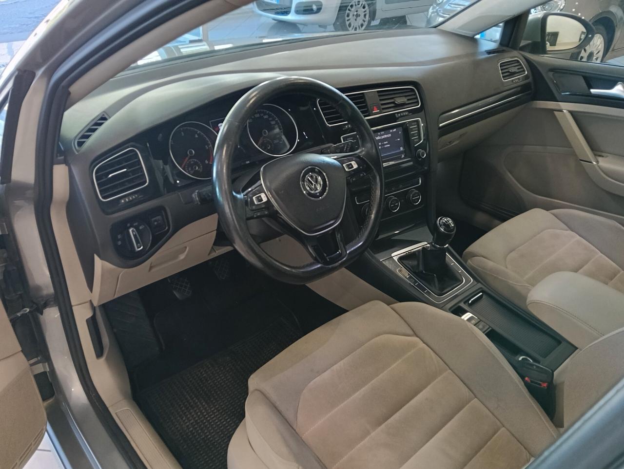 Volkswagen Golf 1.6 TDI 5p. Highline BlueMotion Technology