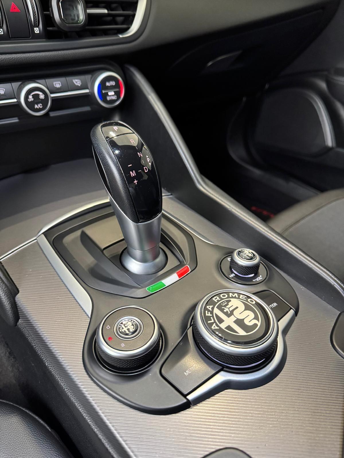 Alfa Romeo Giulia 2.2 Turbodiesel 160 CV AT8 Super
