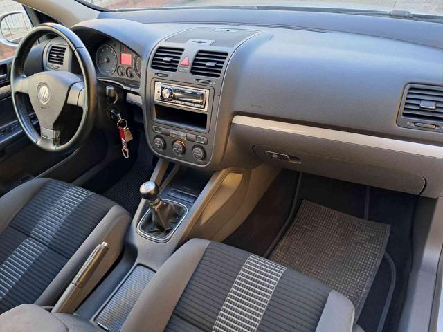 VOLKSWAGEN Golf 1.6 5p. Comfortline ok neopatentati