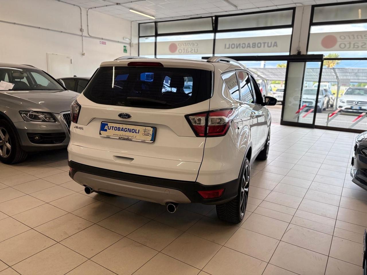 Ford Kuga TITANIUM BUSINESS 1.5 TDCI 120 CV 2WD