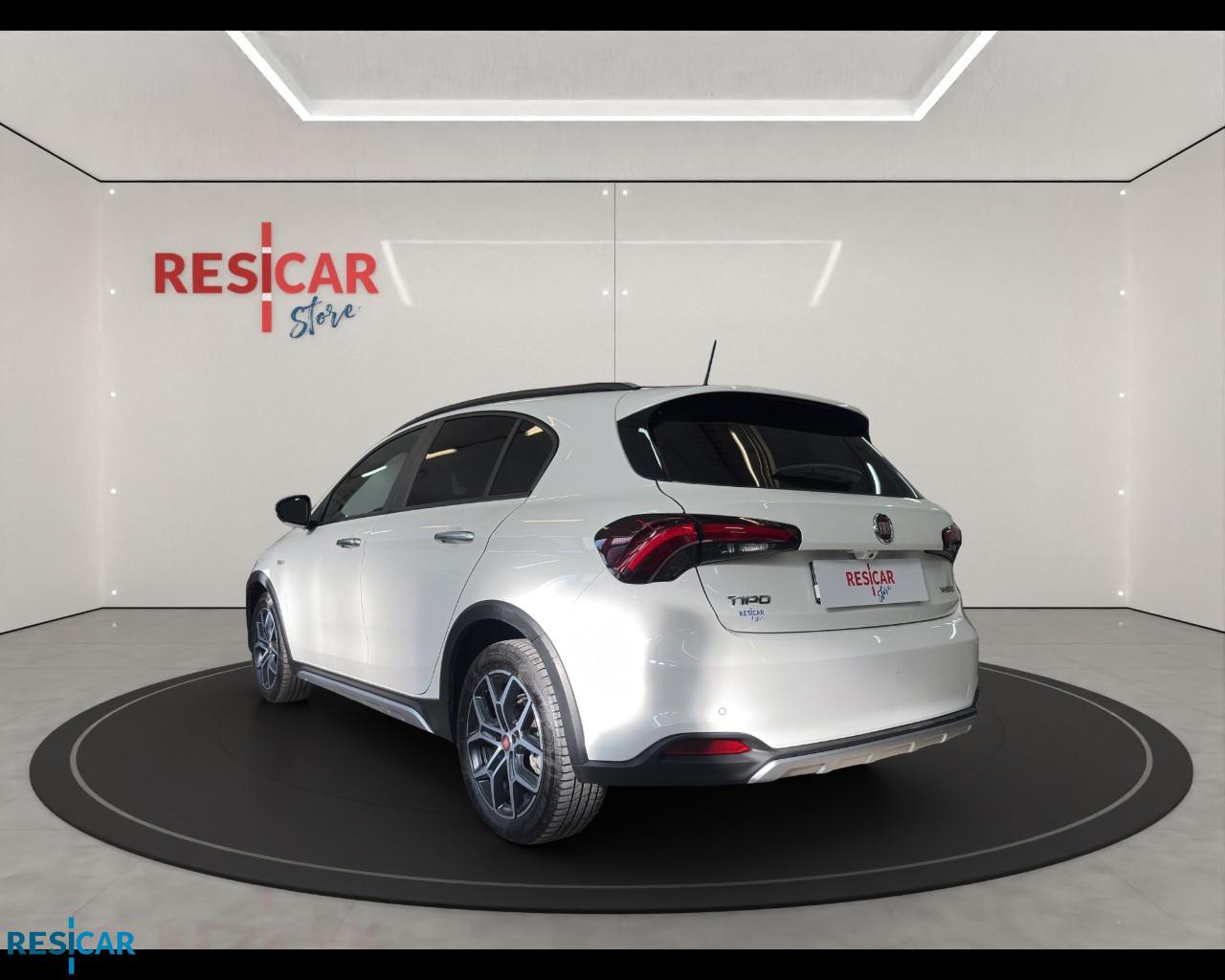 FIAT Tipo 5p 1.5 t4 hybrid Cross 130cv dct